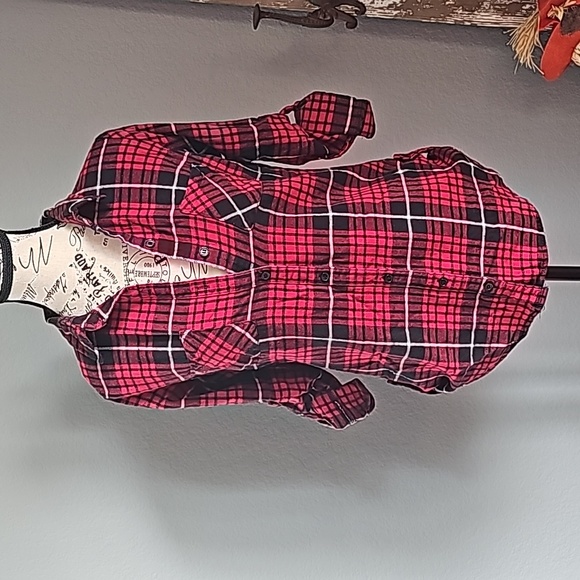 SEXY LACE BACK RED/BLACK FLANNEL SIZE MEDIUM - Picture 2 of 7